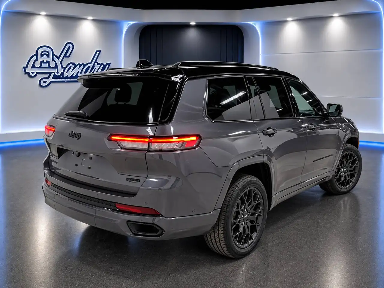 Jeep Grand Cherokee - Image 10