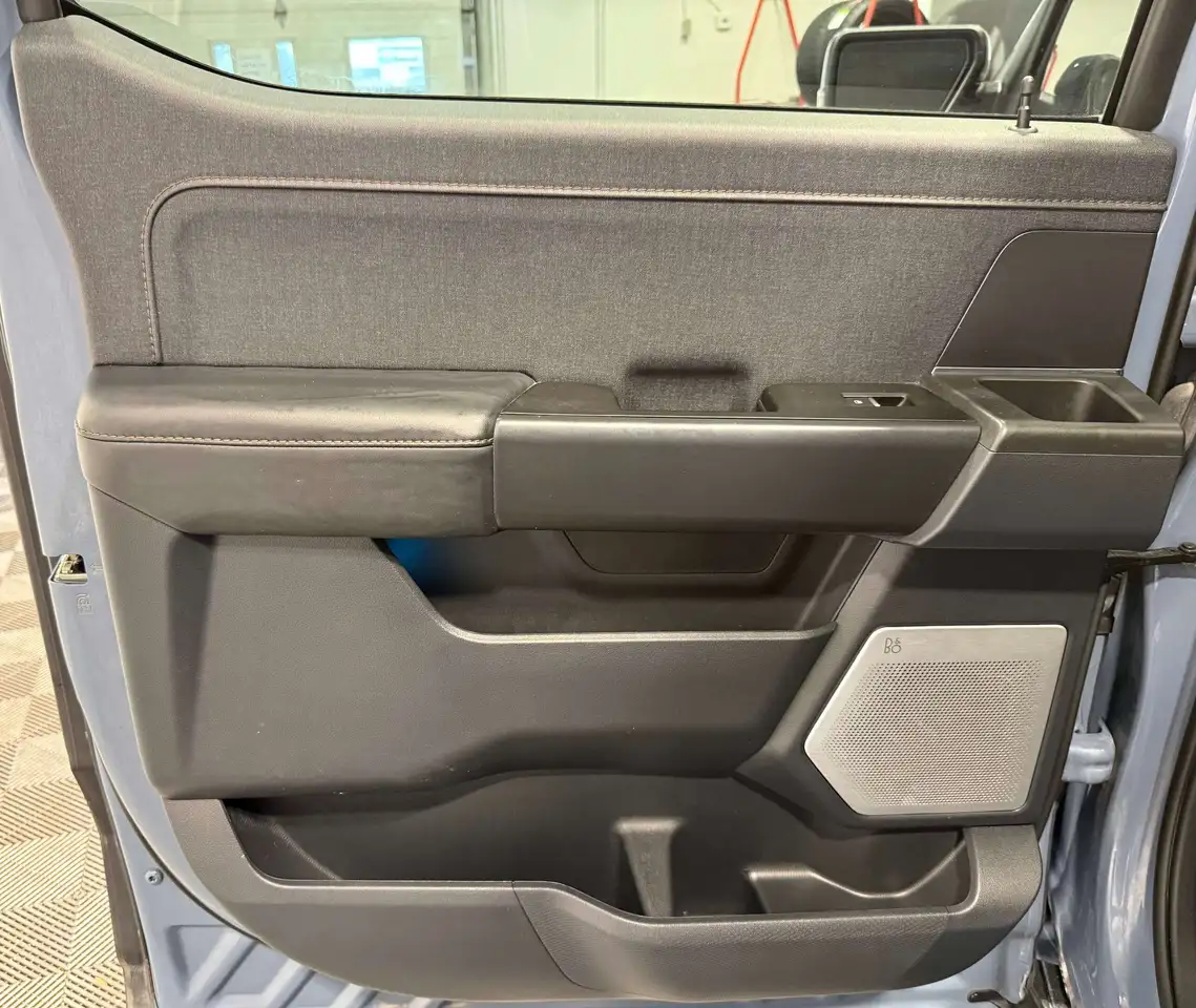 Ford F-150 - Image 25