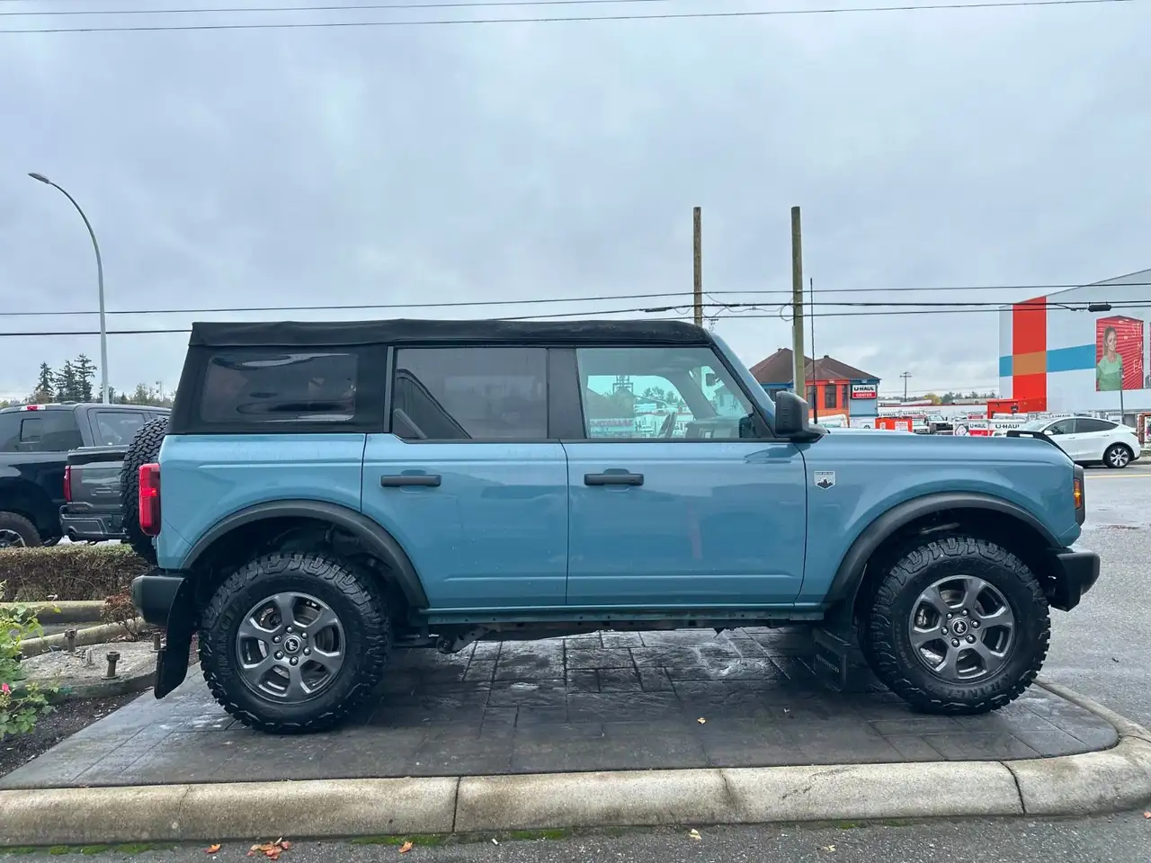 Ford Bronco - Image 6