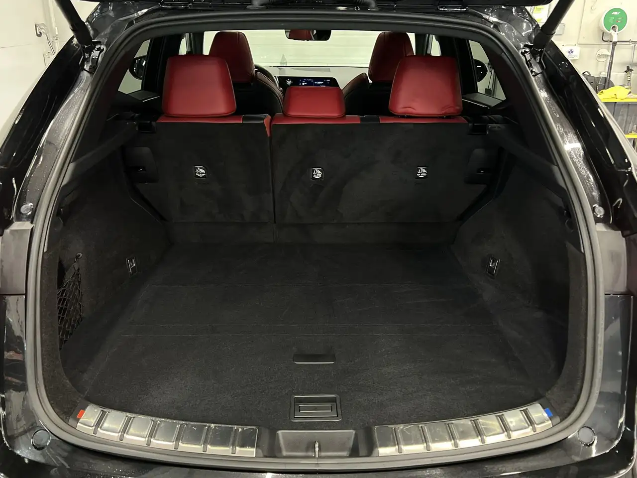 Lexus NX - Image 34