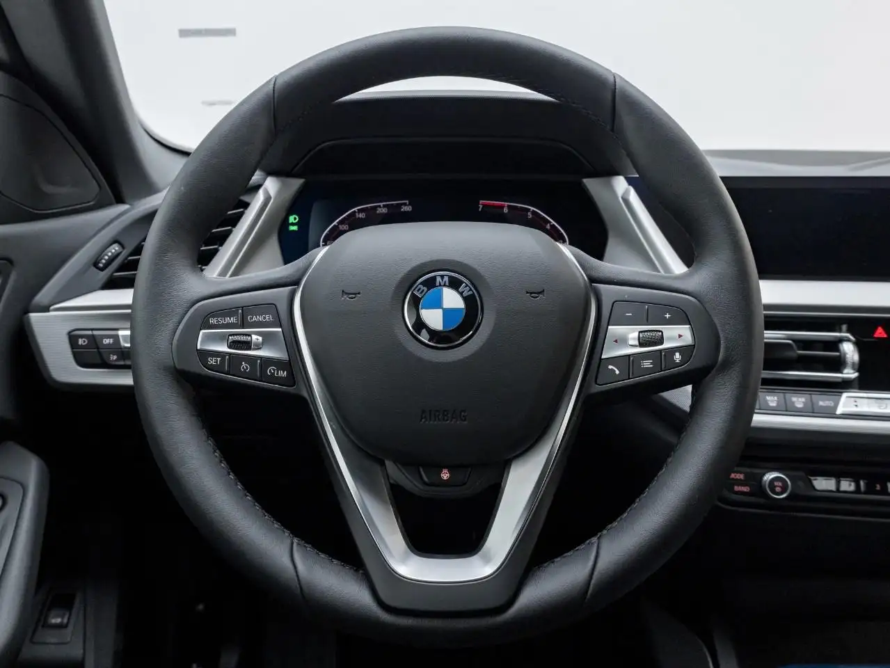 BMW 2 Series - Image 8