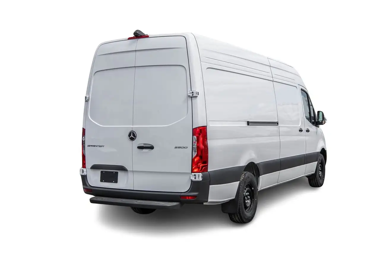 Mercedes-Benz Sprinter 2500 - Image 4