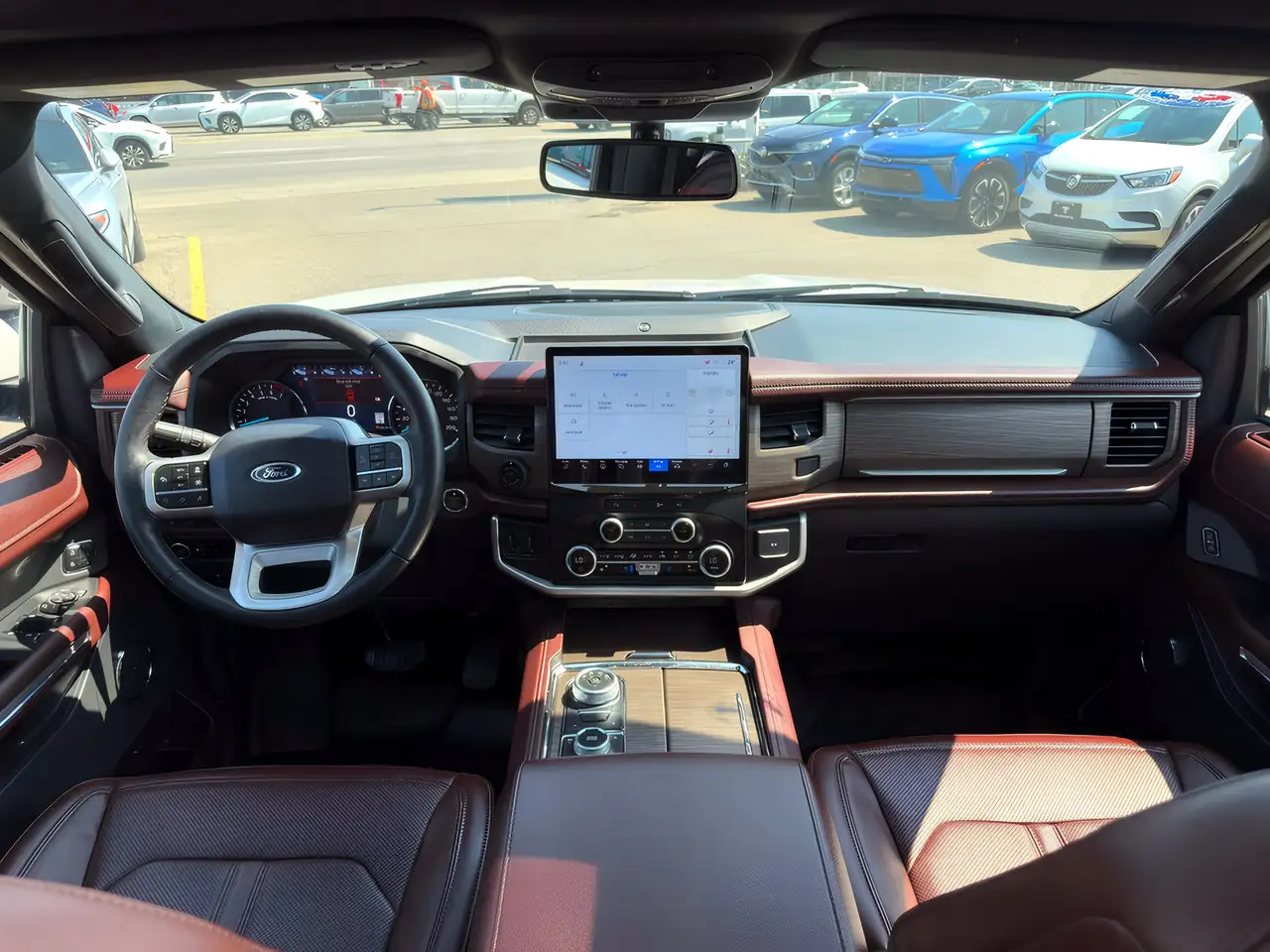 Ford Expedition - Image 39