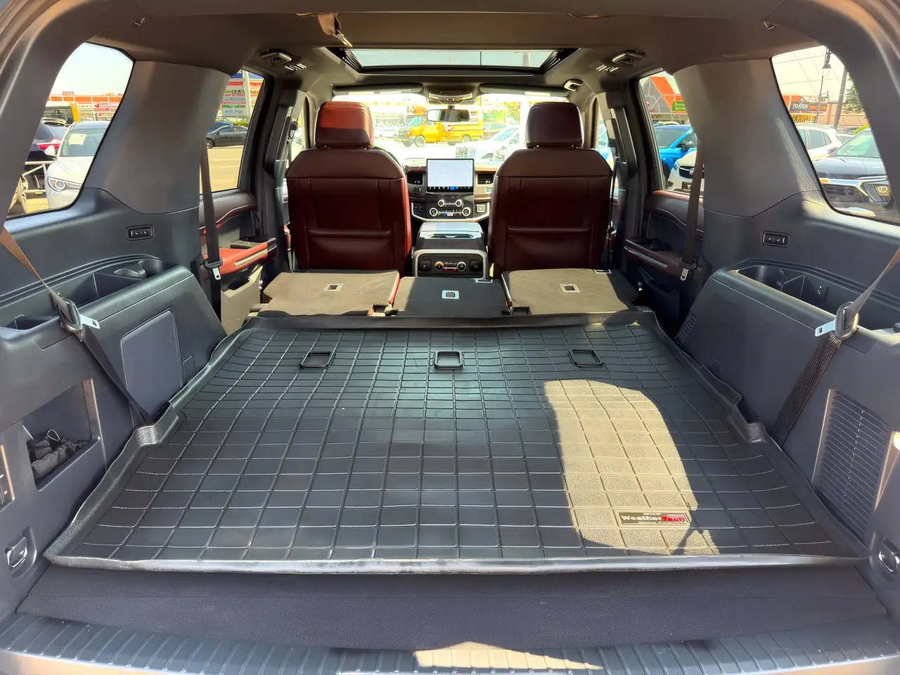 Ford Expedition - Image 48