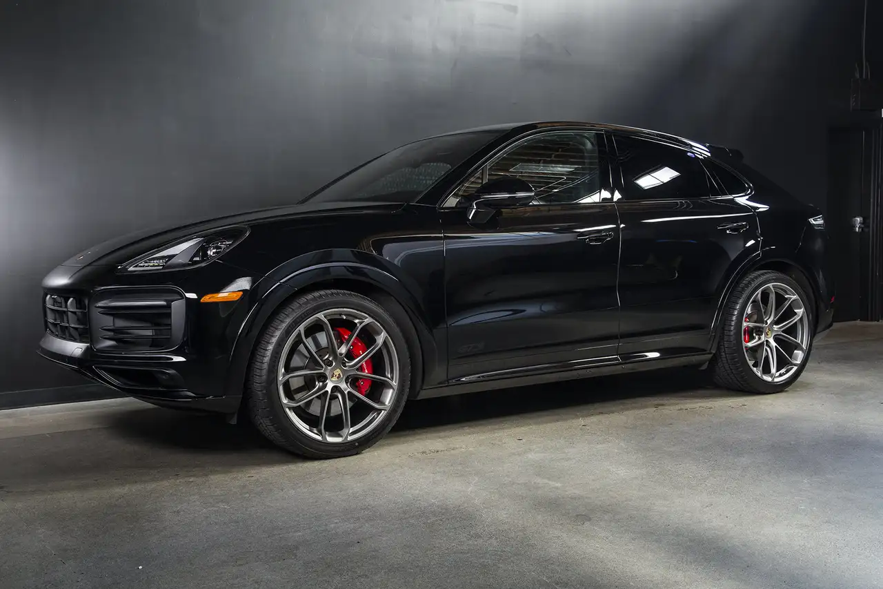 Porsche Cayenne - Image 2