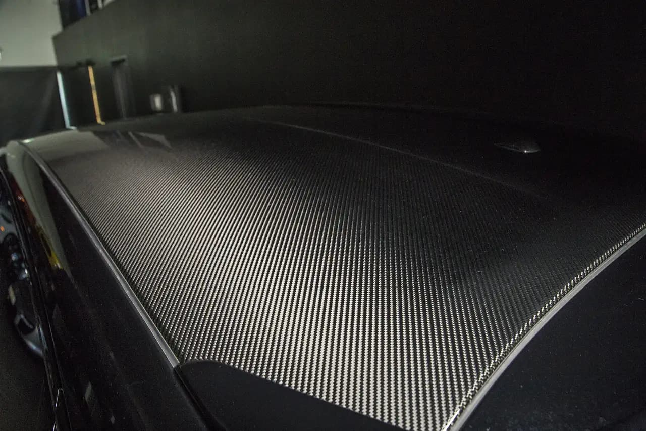 Porsche Cayenne - Image 26
