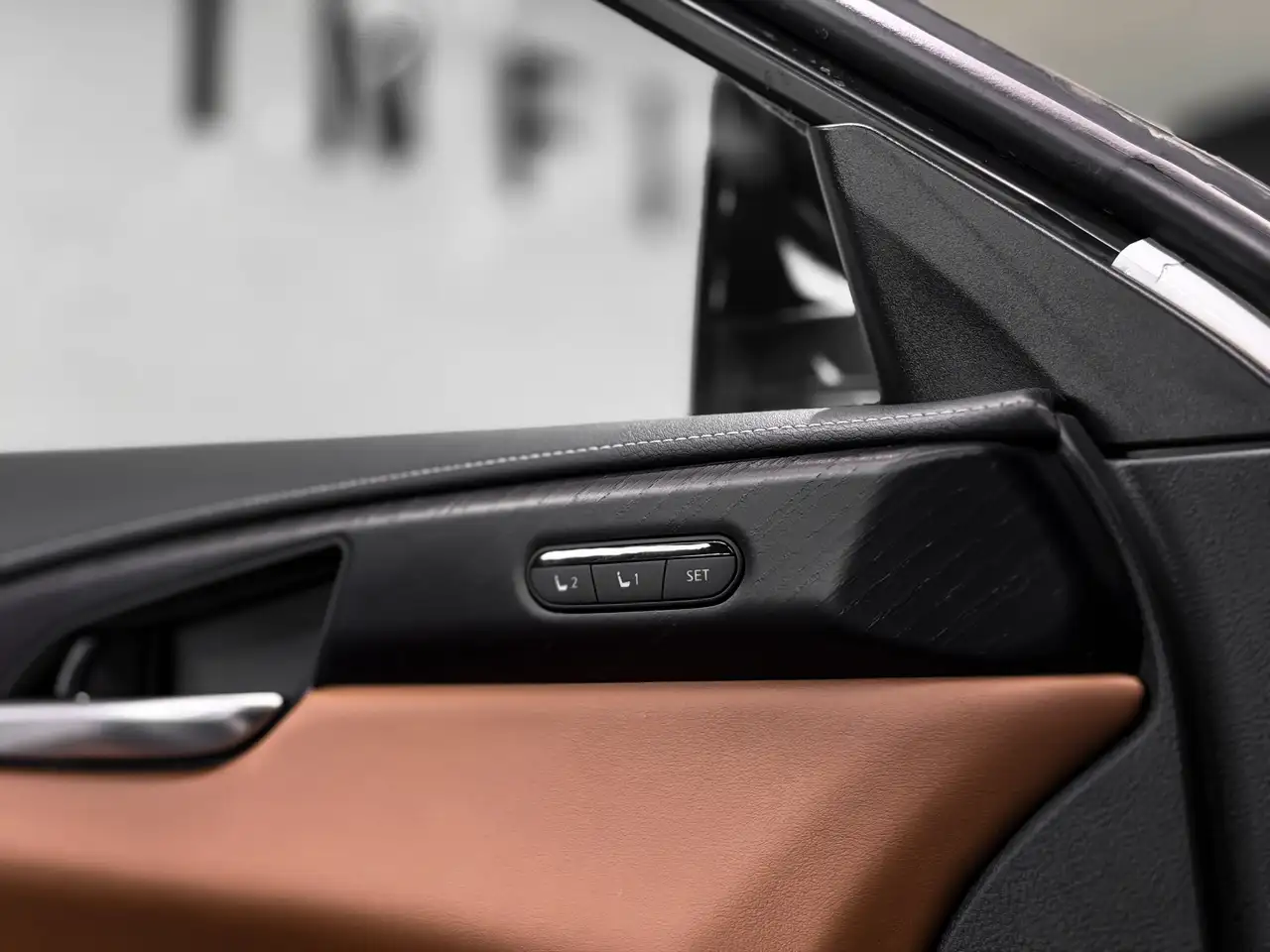 Infiniti QX60 - Image 16