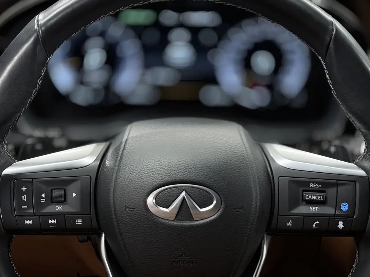 Infiniti QX60 - Image 19