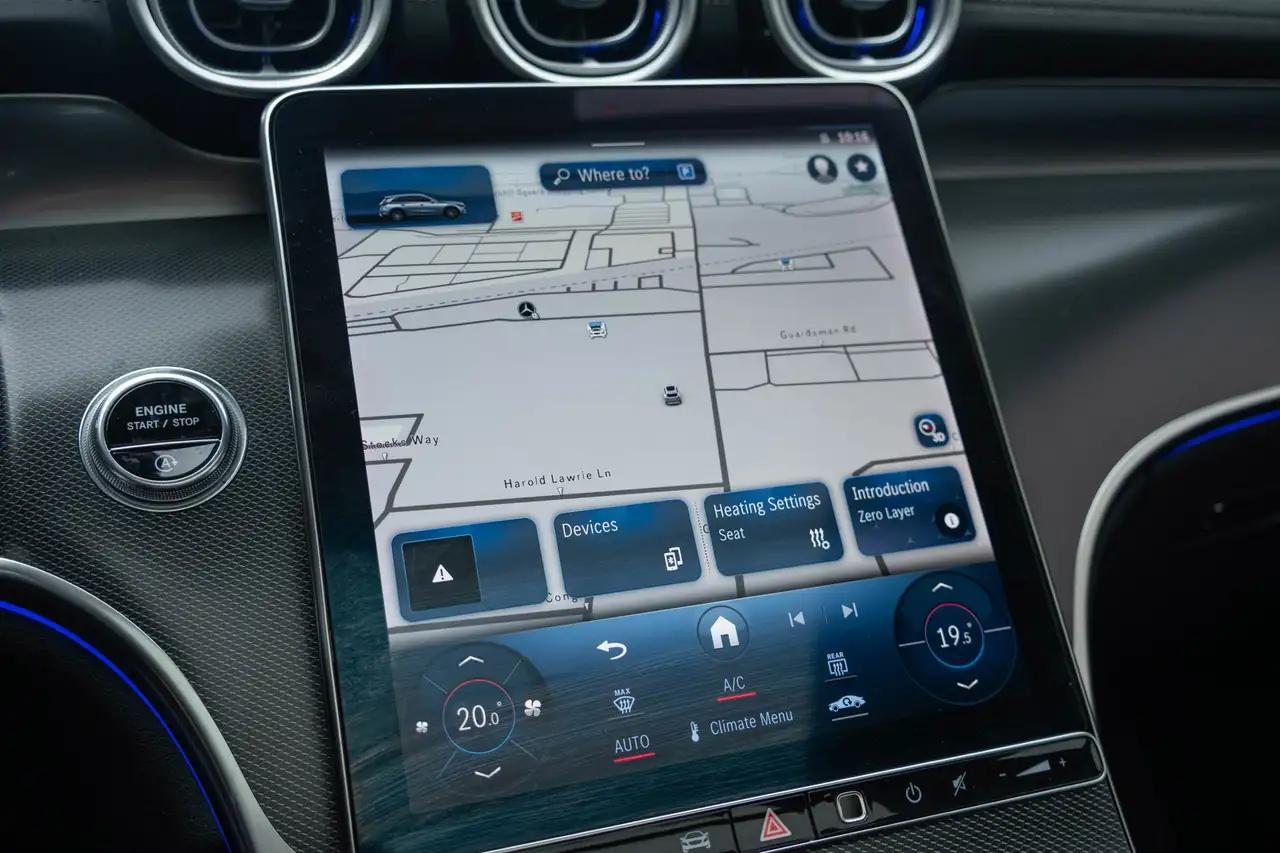 Mercedes-Benz GLC - Image 36
