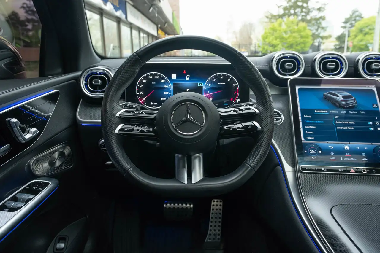 Mercedes-Benz GLC - Image 19