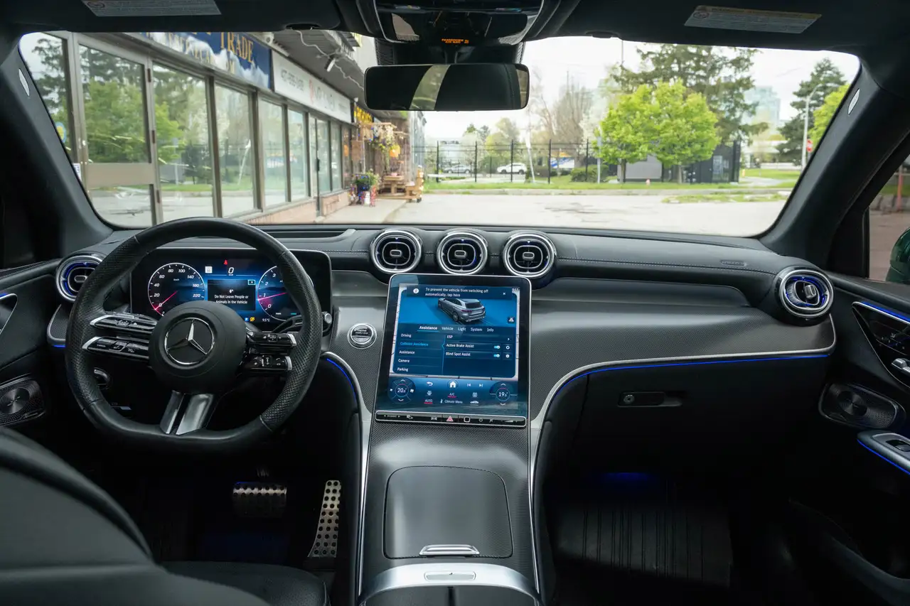 Mercedes-Benz GLC - Image 18