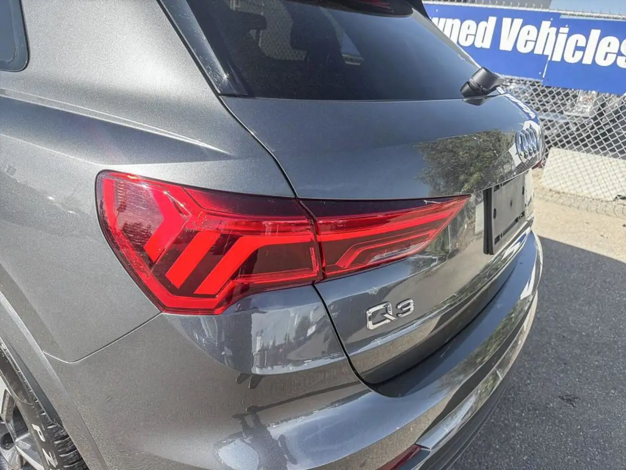 Audi Q3 - Image 11