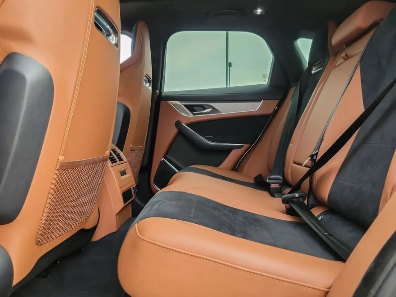 Jaguar F-Pace - Image 22