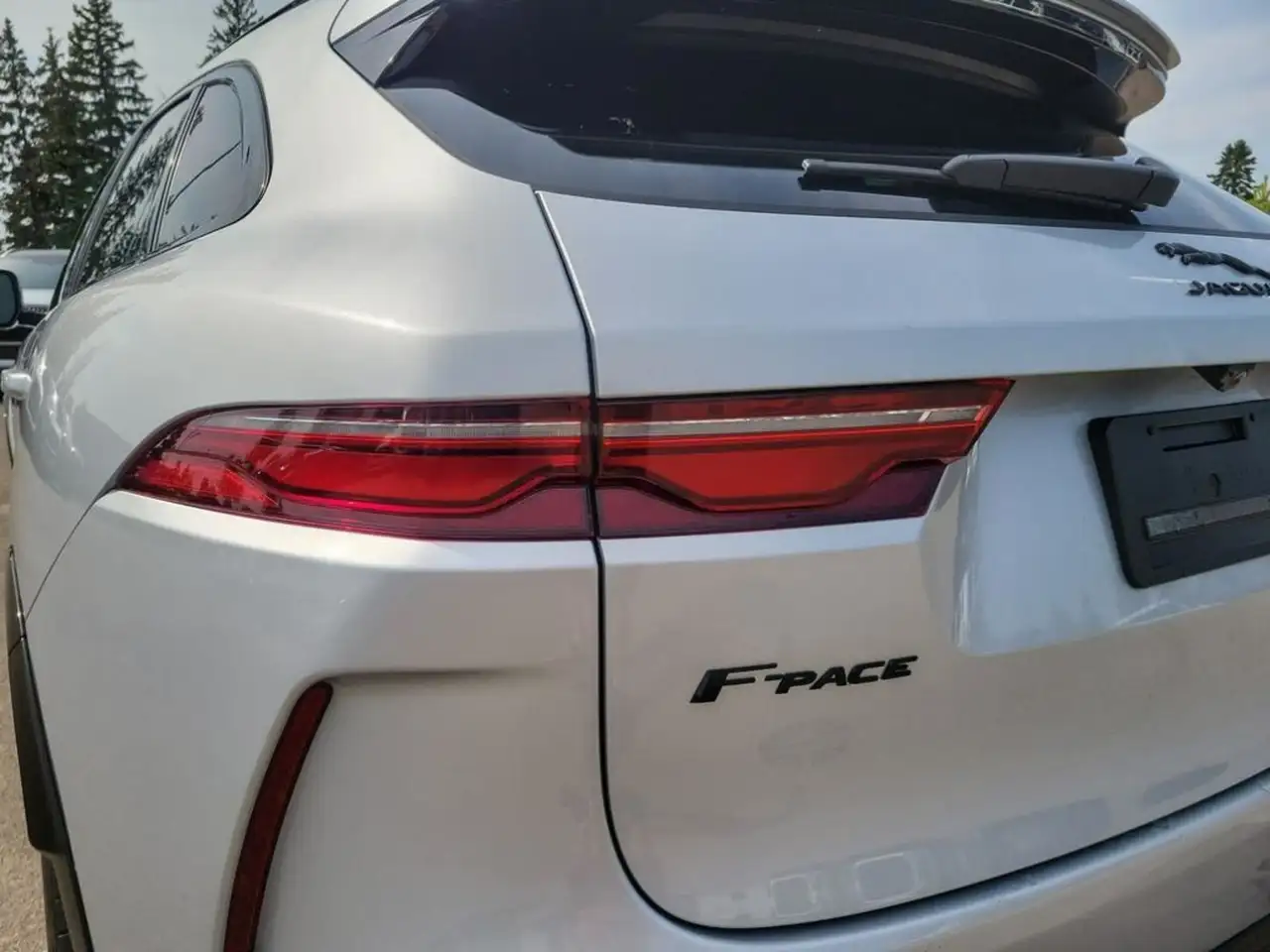Jaguar F-Pace - Image 10