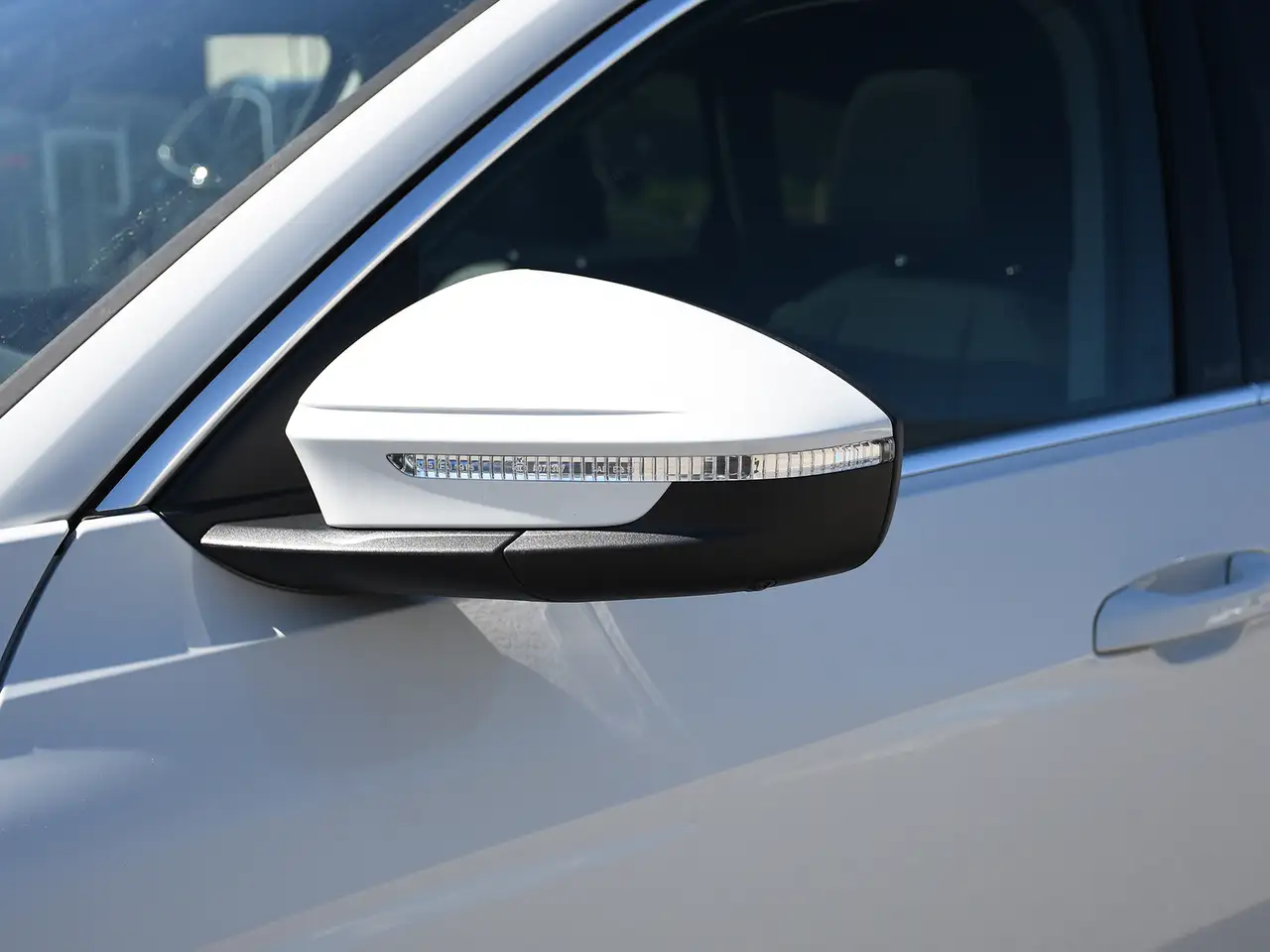 Audi Q5 - Image 10