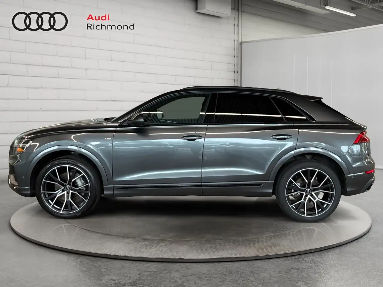 Audi Q8 - Image 2