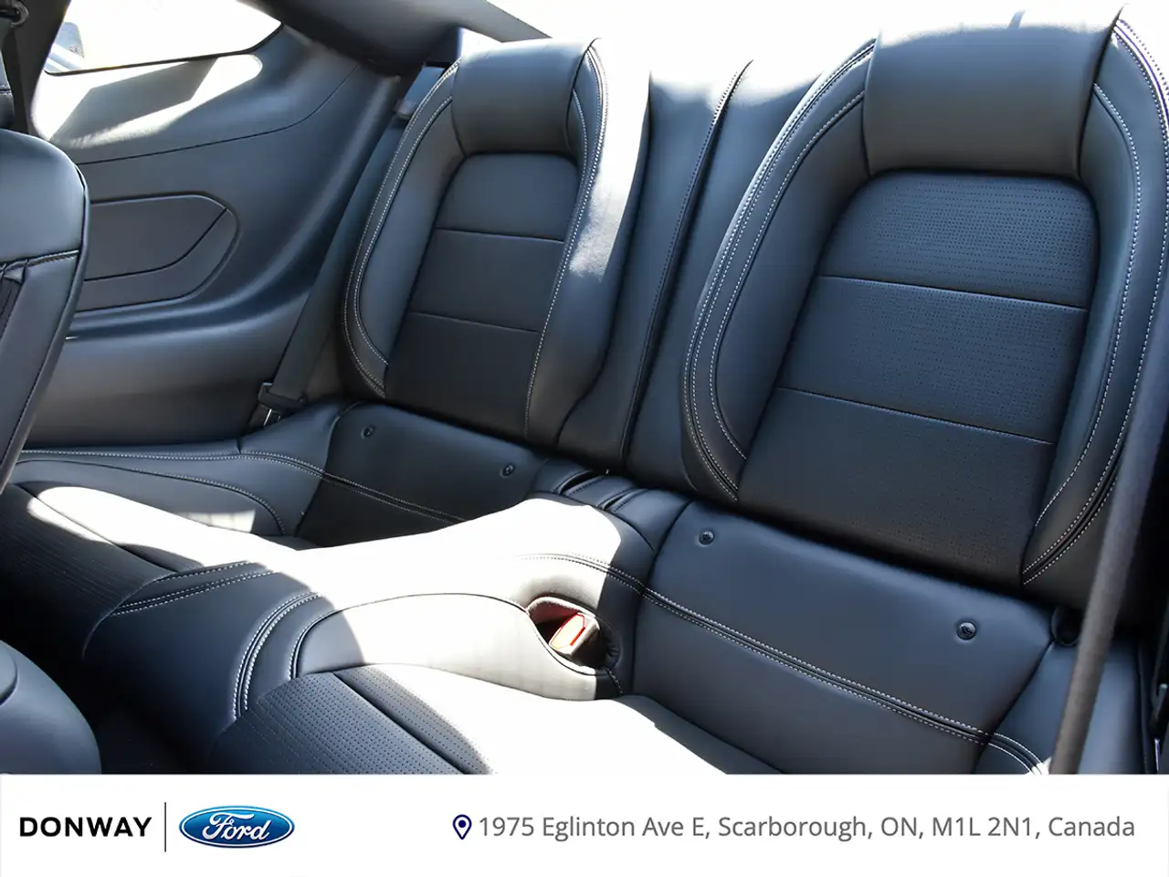 Ford Mustang - Image 12