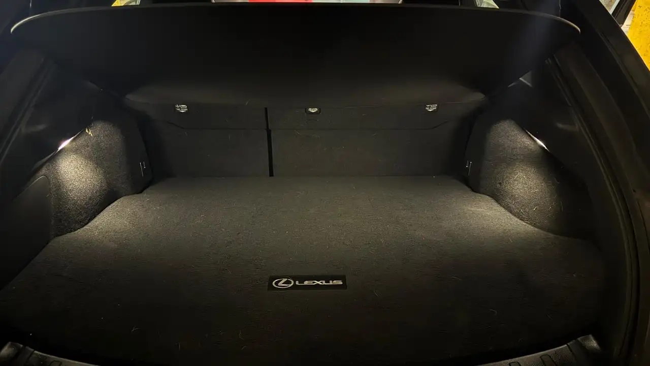Lexus UX - Image 13