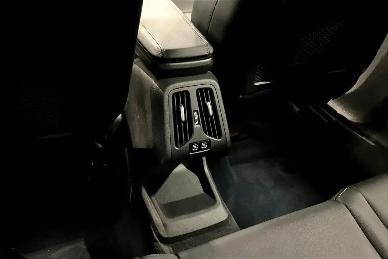 BMW X1 - Image 10
