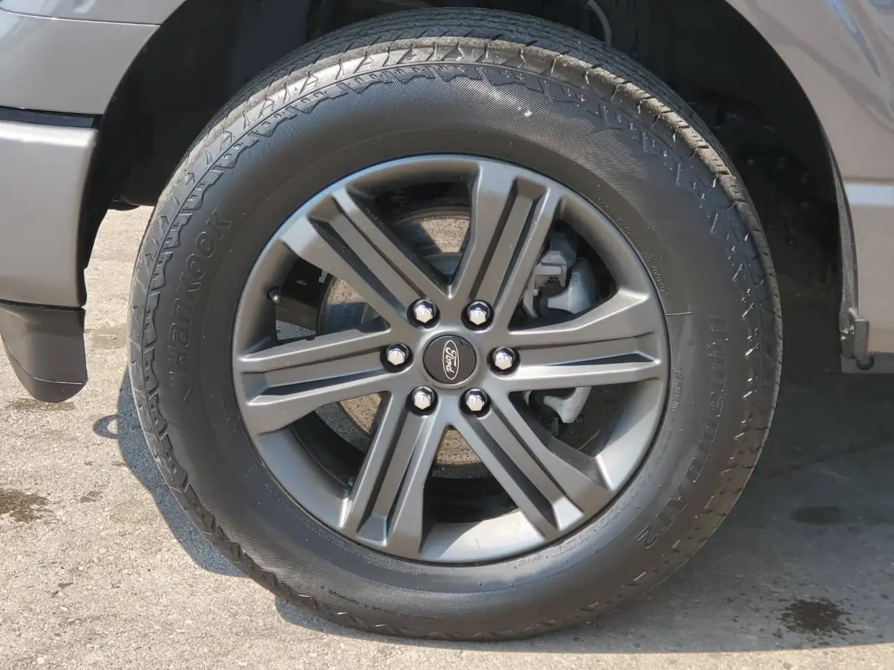 Ford F-150 - Image 9