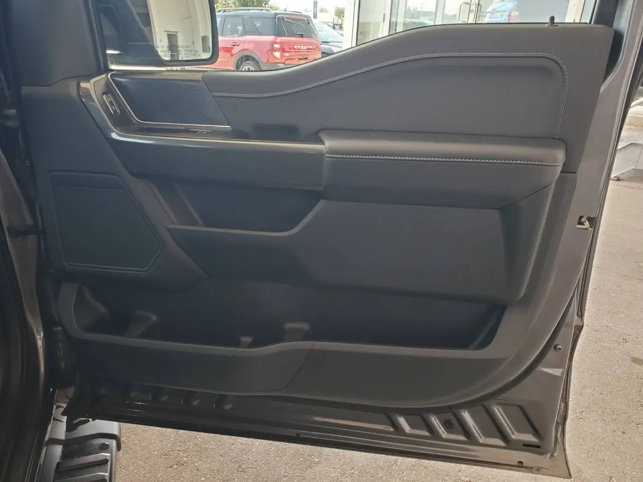 Ford F-150 - Image 26