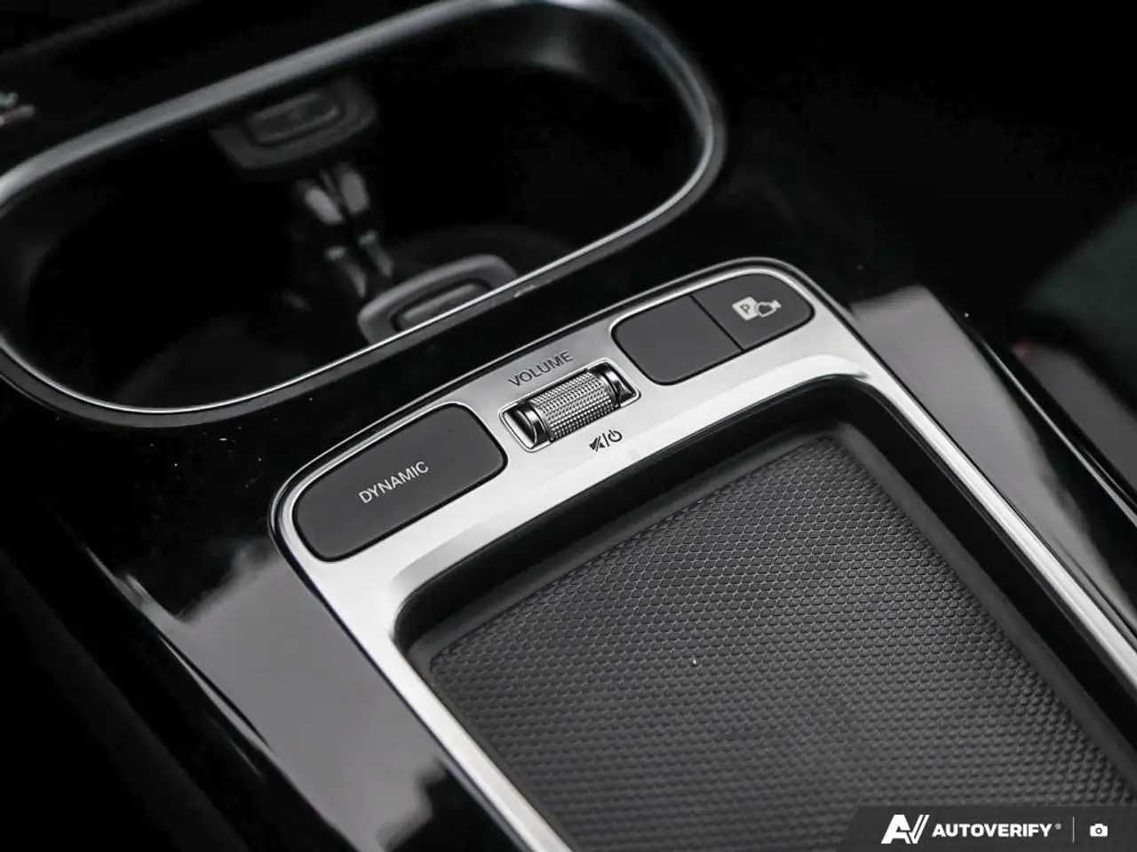 Mercedes-Benz CLA - Image 18
