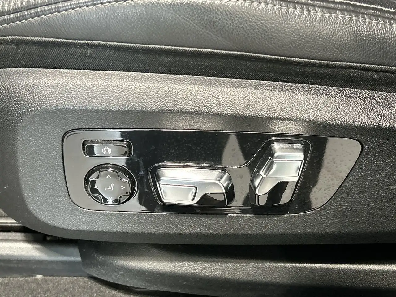 BMW X5 - Image 20