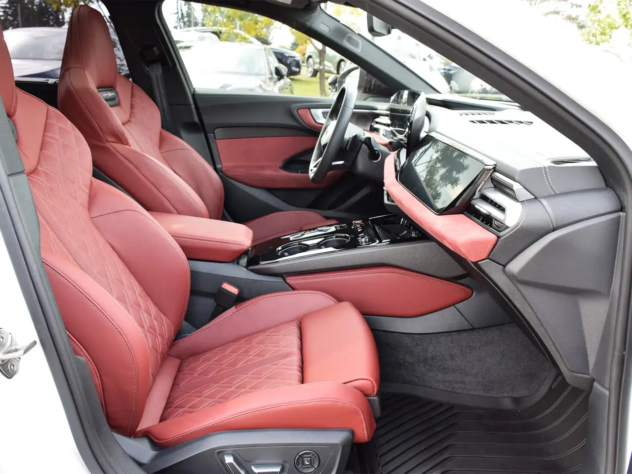 Audi S5 - Image 26