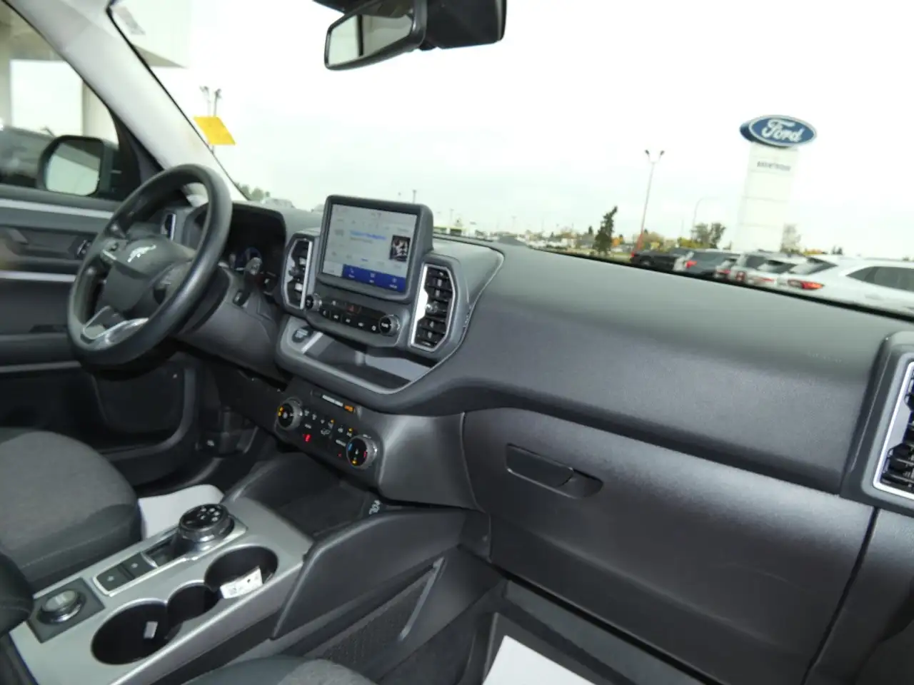 Ford Bronco Sport - Image 12