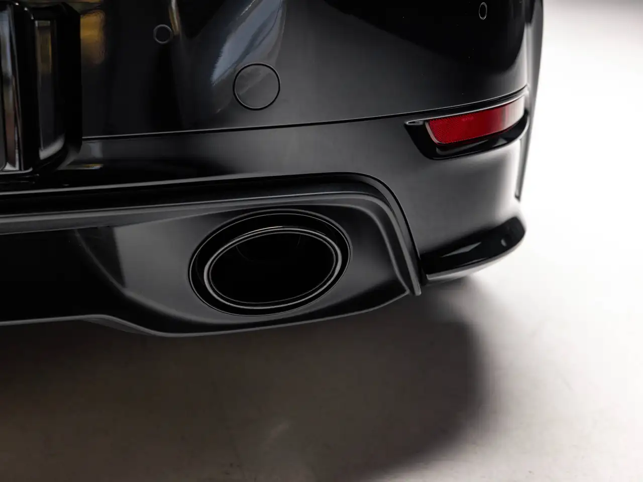 Porsche 911 - Image 29