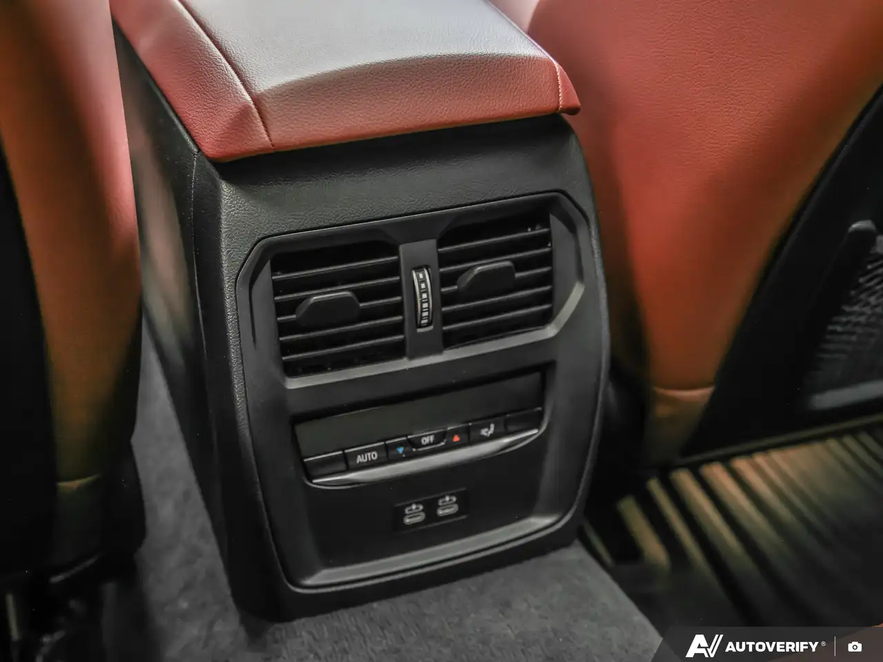 BMW i4 - Image 31