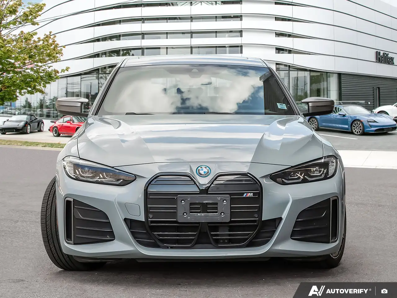 BMW i4 - Image 8