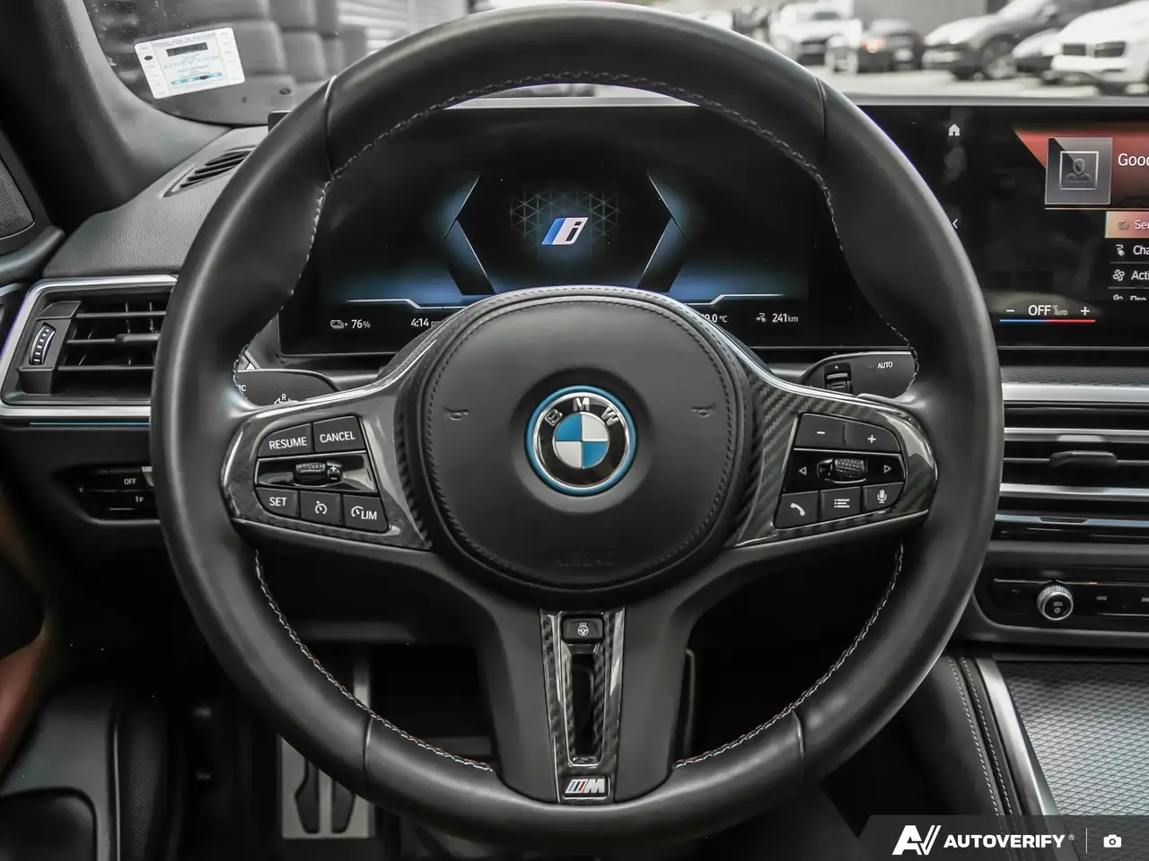 BMW i4 - Image 17