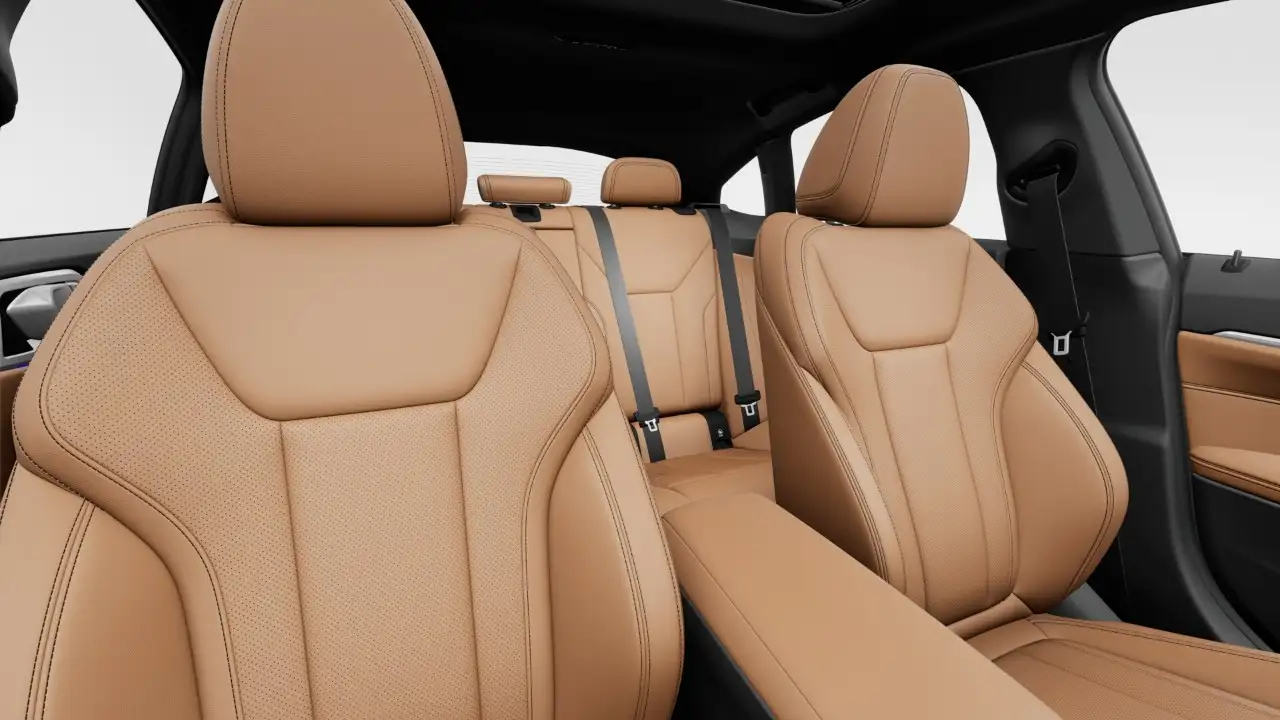 BMW i4 - Image 11