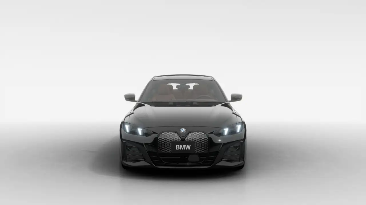 BMW i4 - Image 3