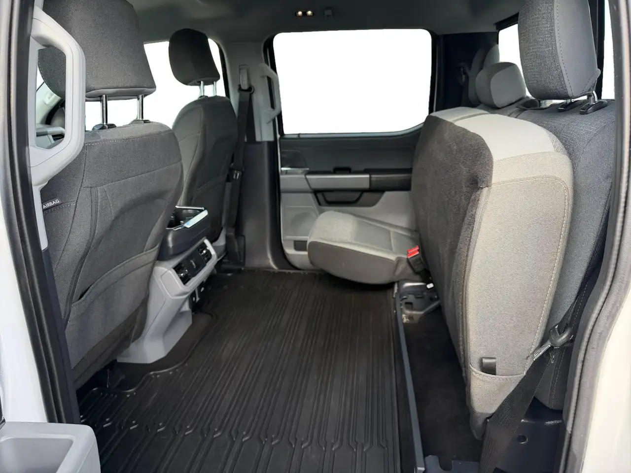Ford F-150 - Image 6