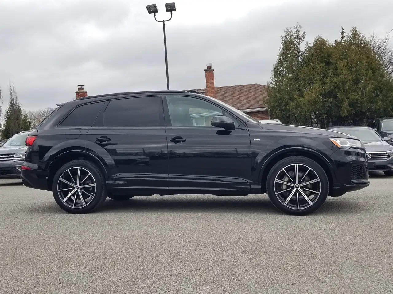 Audi Q7 - Image 6