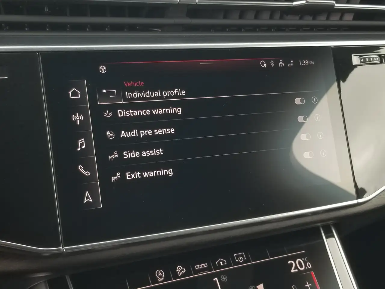 Audi Q7 - Image 22