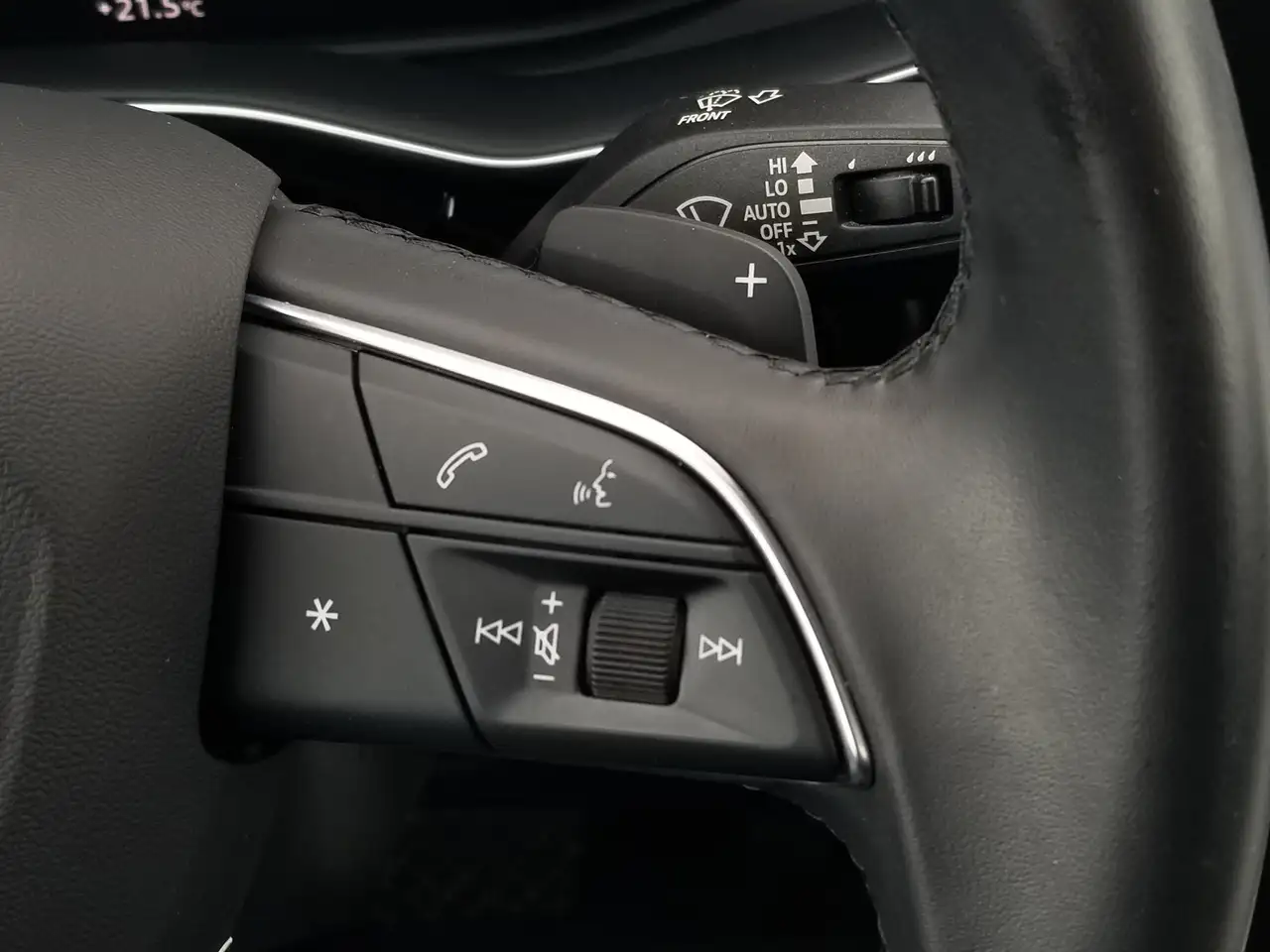 Audi Q7 - Image 20