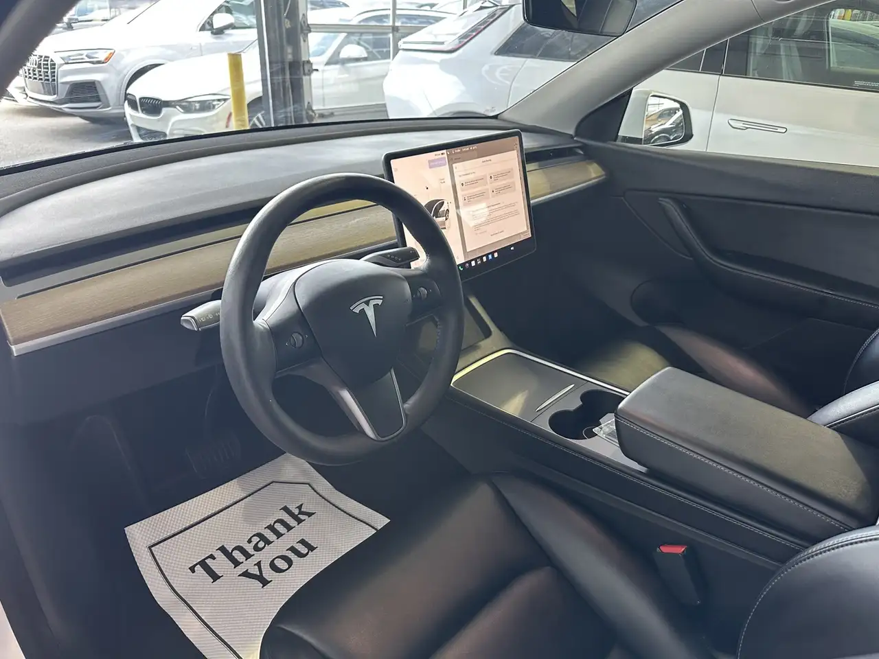 Tesla Model Y - Image 13
