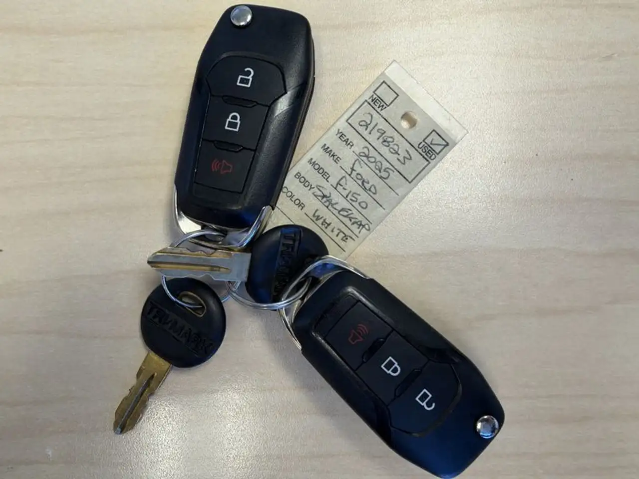 Ford F-150 - Image 26