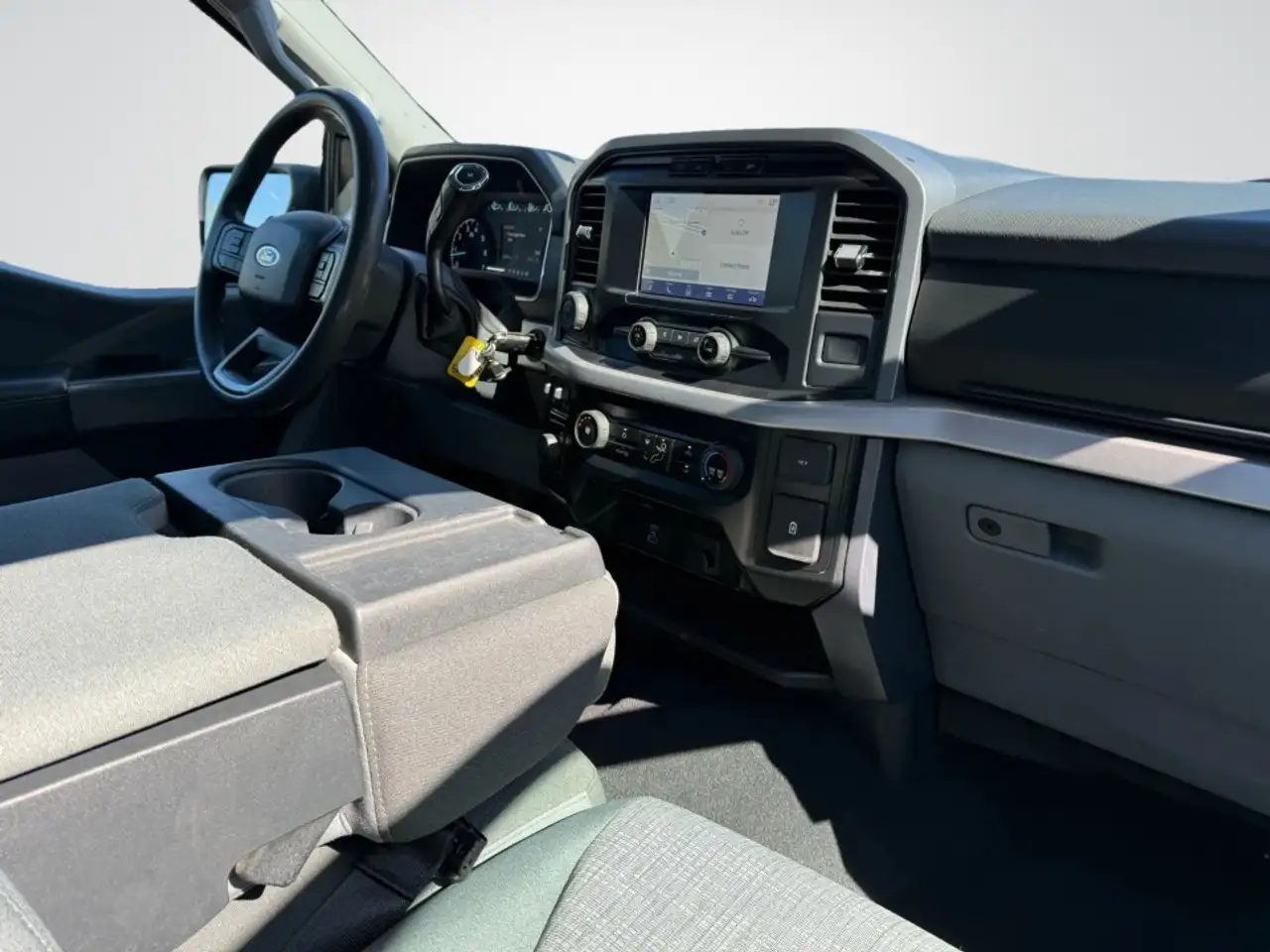 Ford F-150 - Image 19