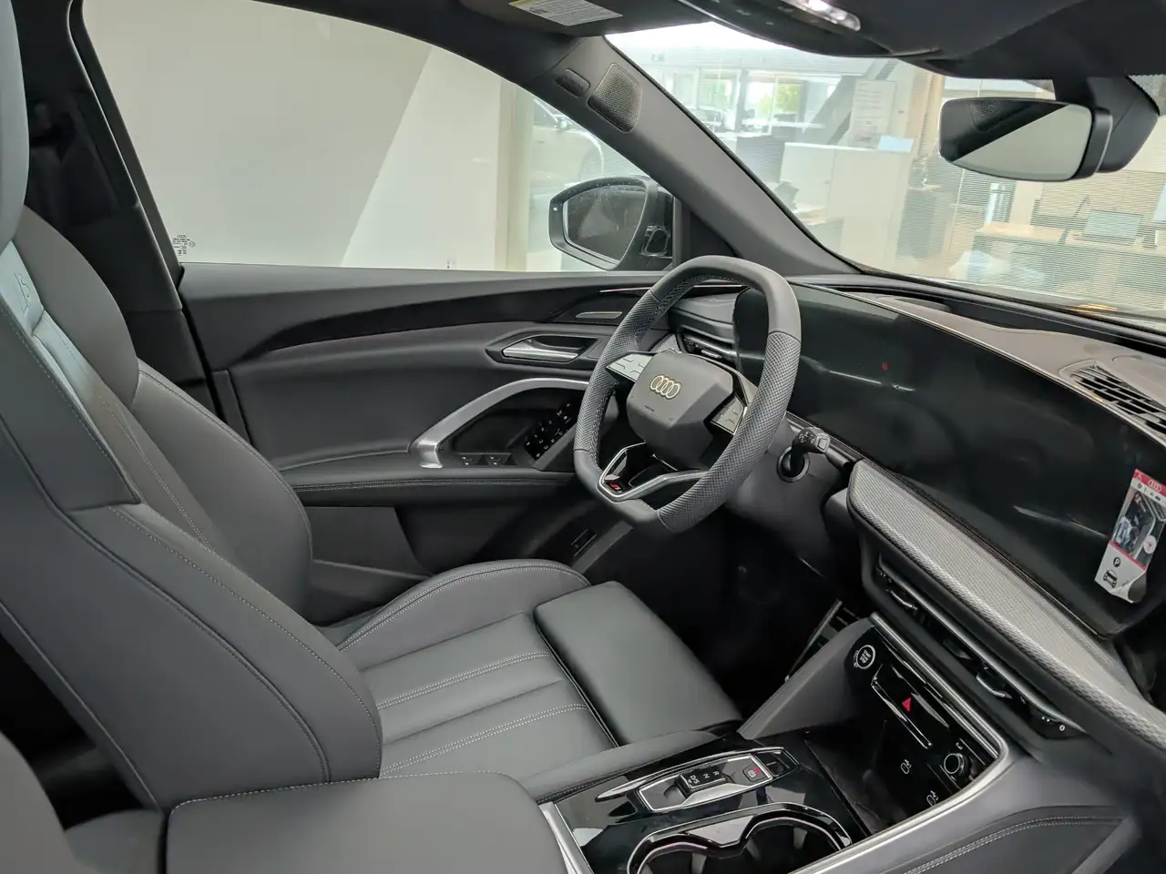 Audi Q5 - Image 11