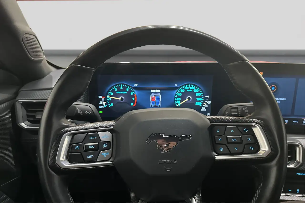 Ford Mustang - Image 17