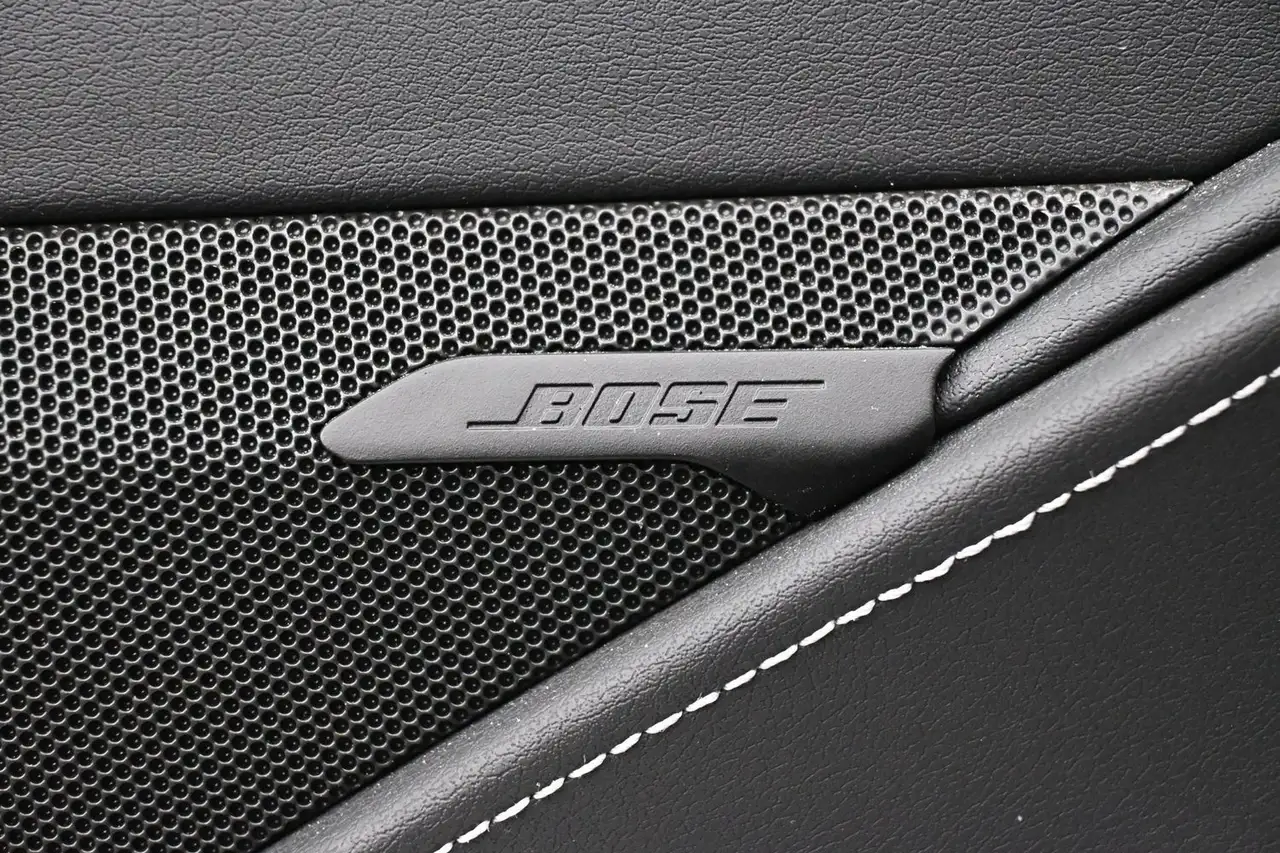 Chevrolet Corvette - Image 24