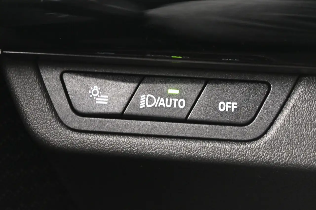 BMW X1 - Image 11