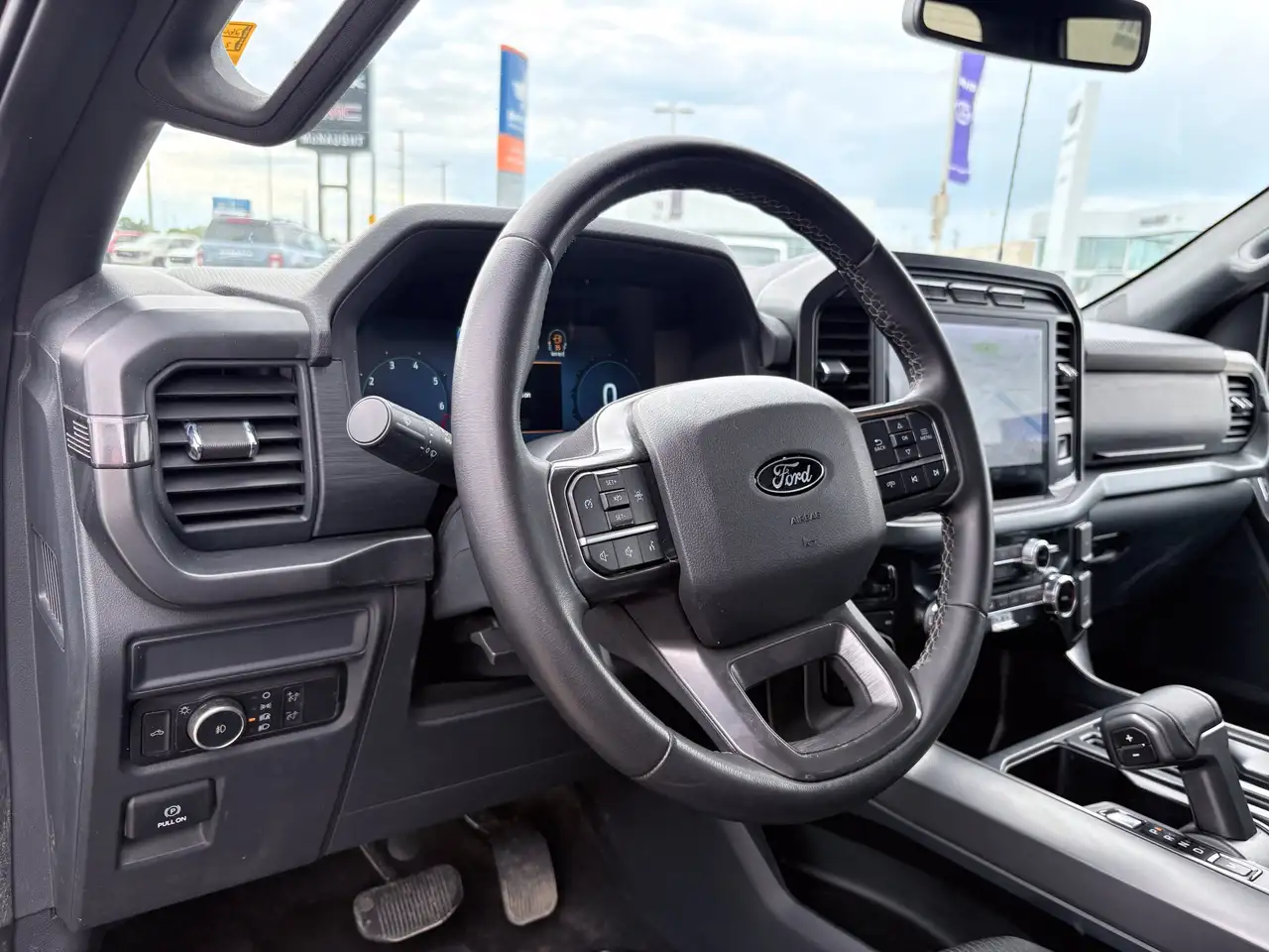 Ford F-150 - Image 9