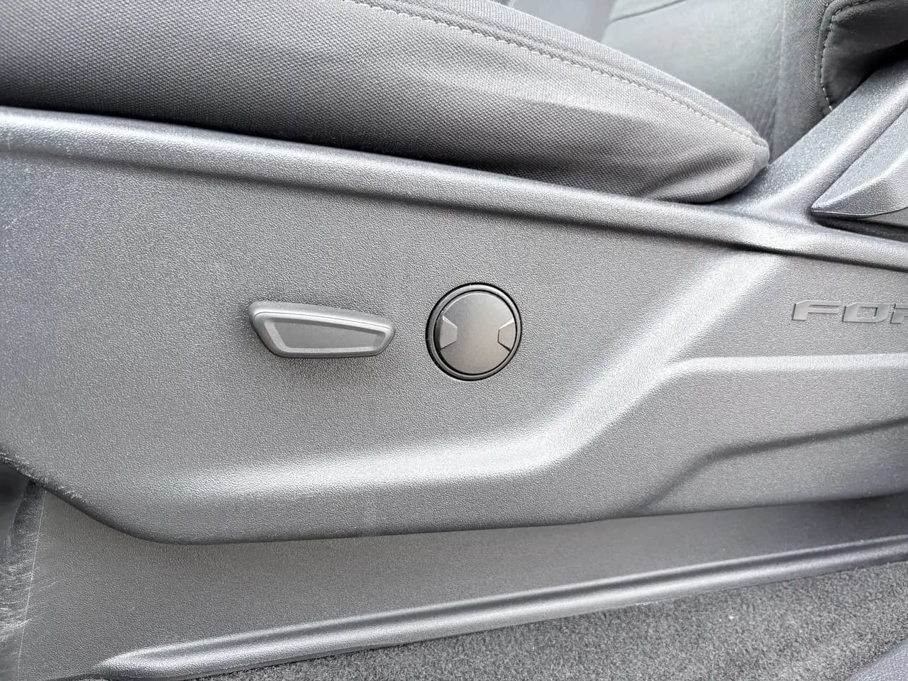 Ford F-150 - Image 11