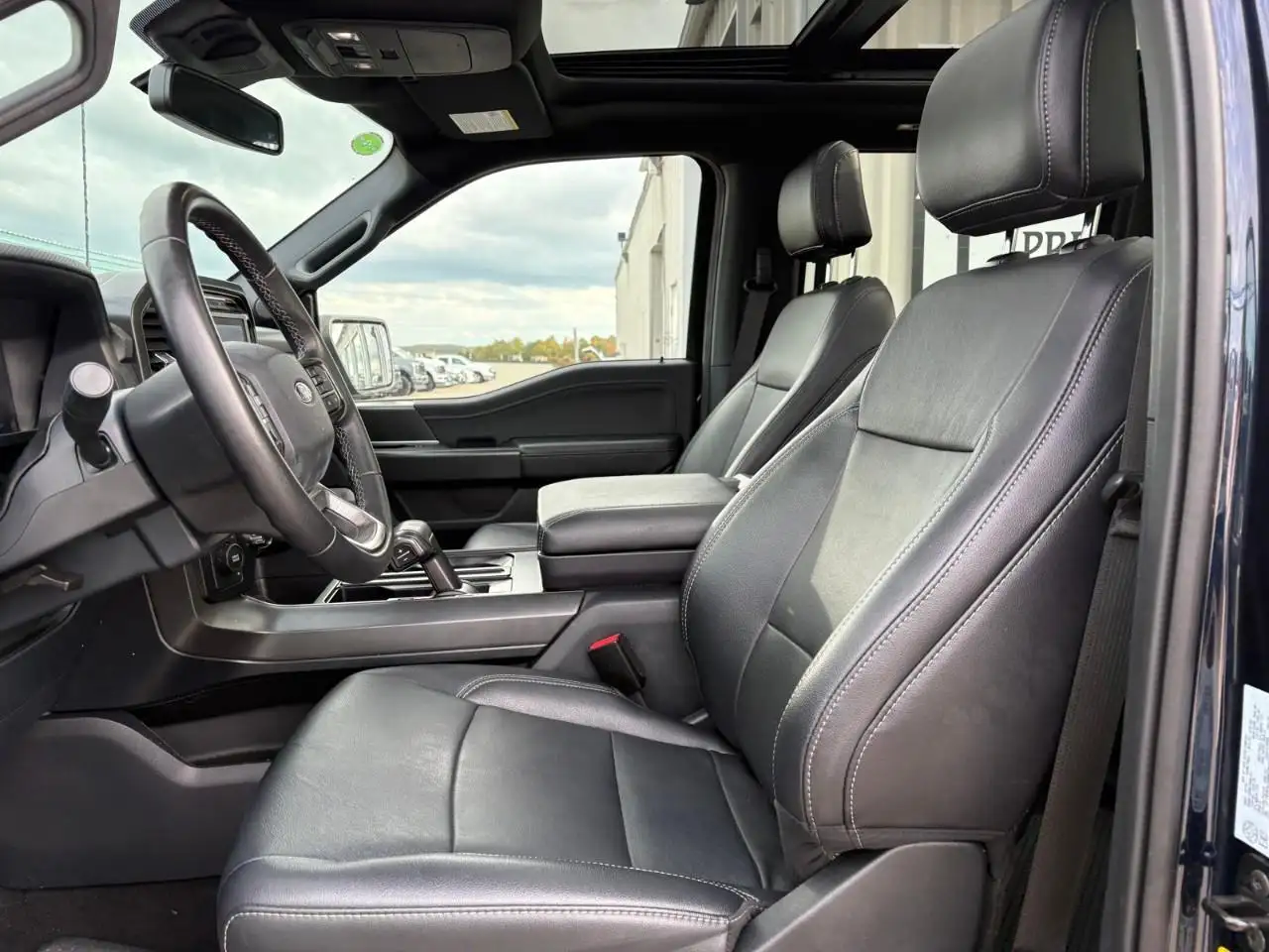 Ford F-150 - Image 11