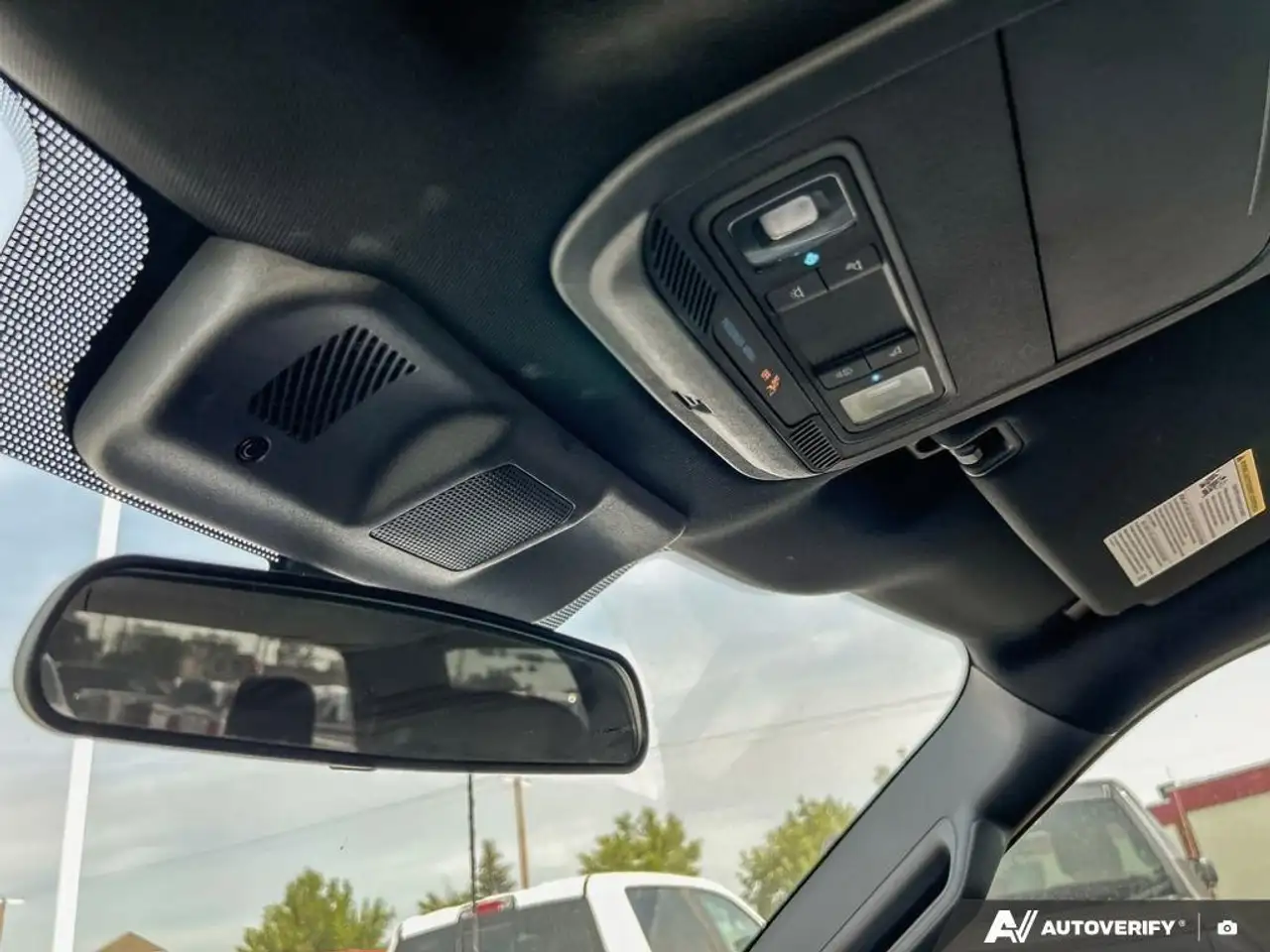 Ford F-150 - Image 19